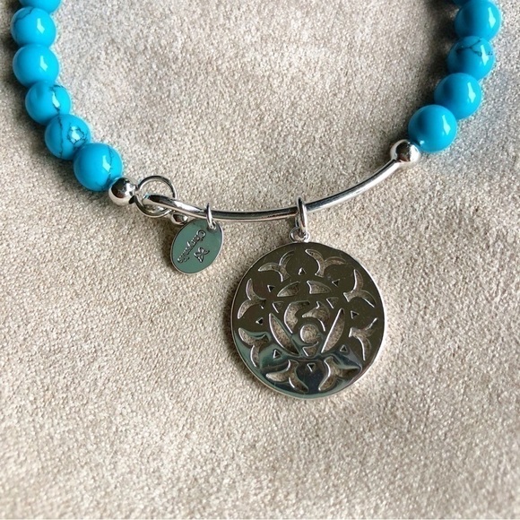 CHRYSALIS turquoise gemstone throat chakra bracelet Small - Picture 2 of 4